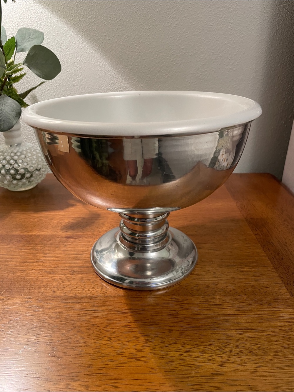 Silver Color Metal Pedestal Bowl with Plastic Insert Made in India